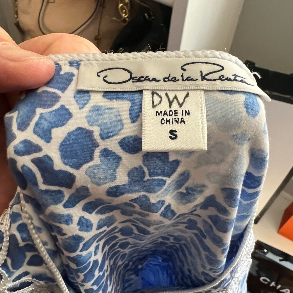 OSCAR DE LA RENTA
Printed Cotton Sateen Sleepshirt, Blue - Picture 9 of 10